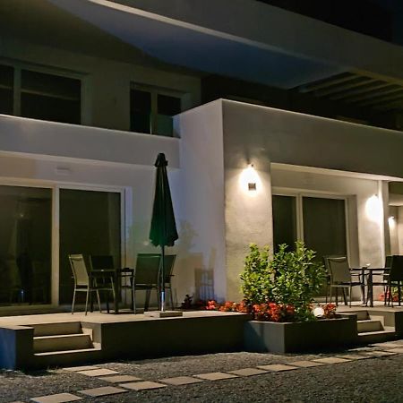 Aquarama Suites Nea Iraklitsa 외부 사진